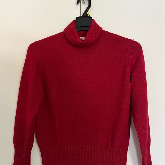 Burgundy Alpaca Sweater Size M - Picture 2 of 4